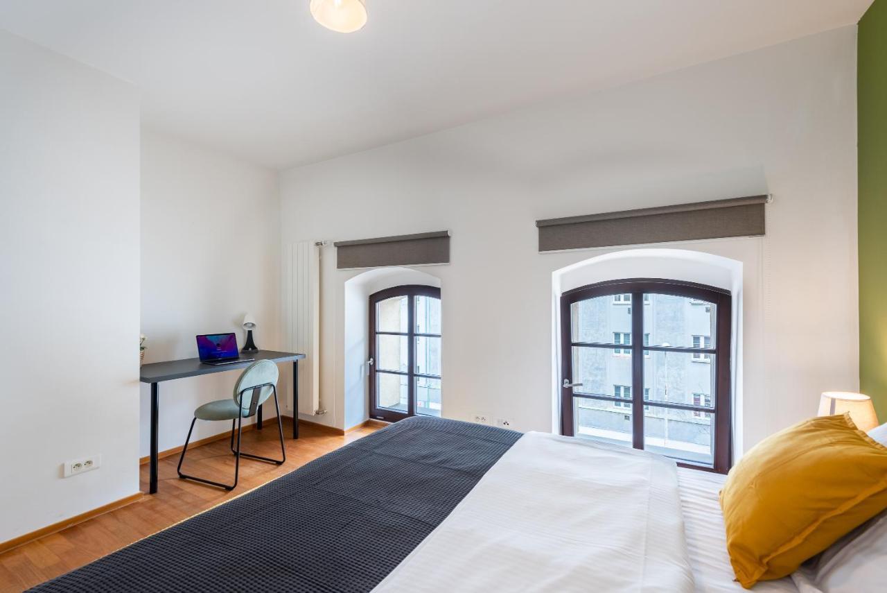 Apartmán With 4 Bedrooms *